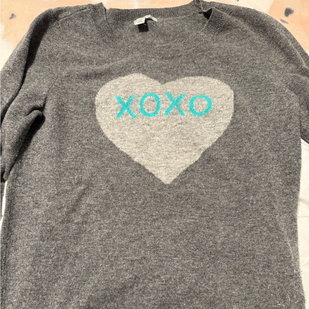 Gray Heart XOXO Women’s wool
Blend Sweater